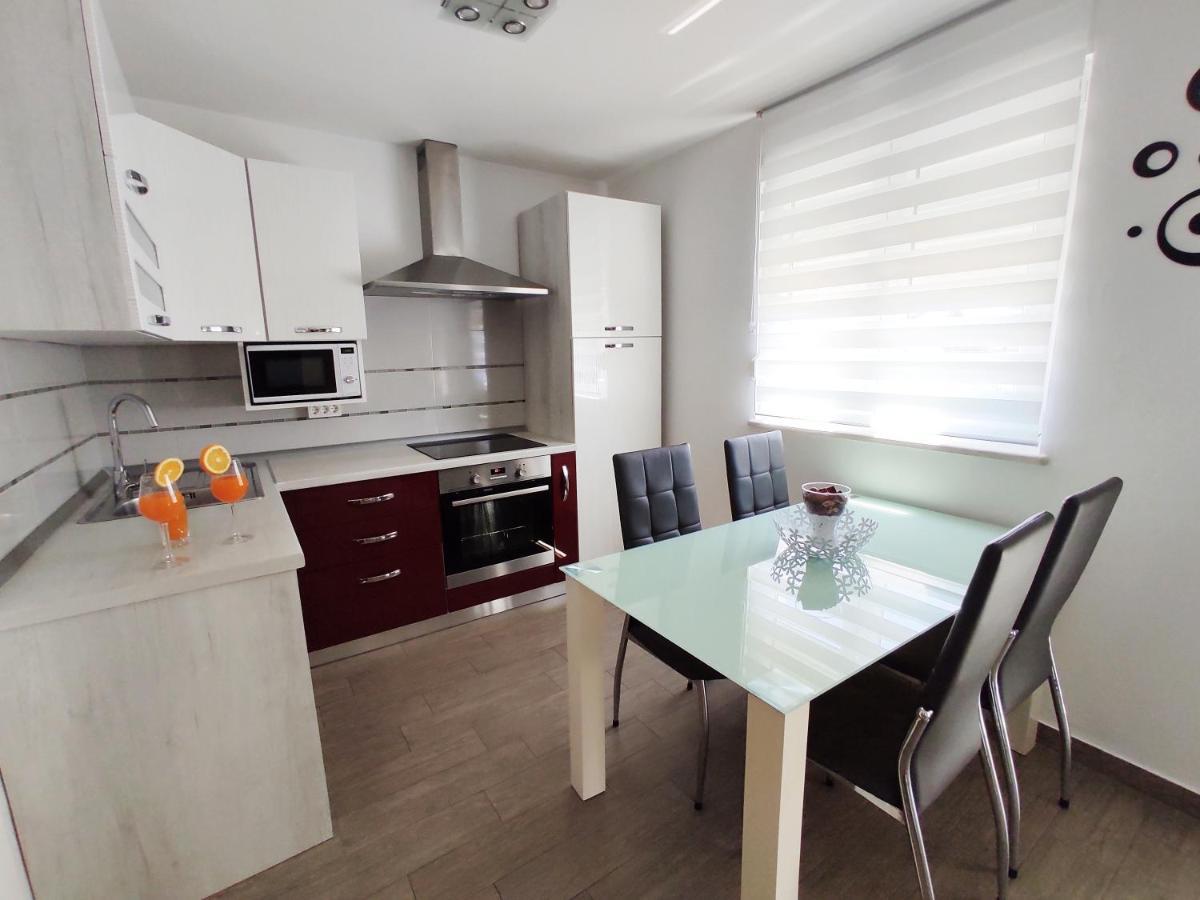 Apartment Tamara Umag Buitenkant foto