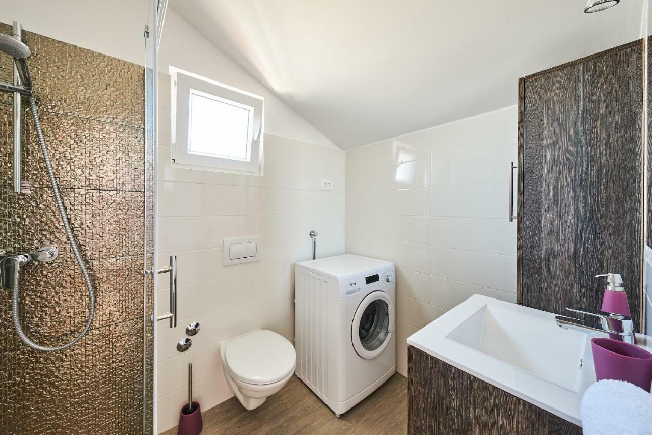 Apartment Tamara Umag Buitenkant foto