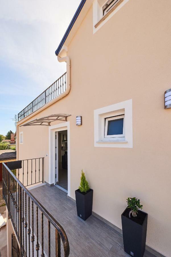 Apartment Tamara Umag Buitenkant foto